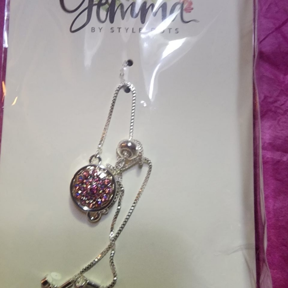 Style dots adjustable bracelet , pink stone new in package retail $40